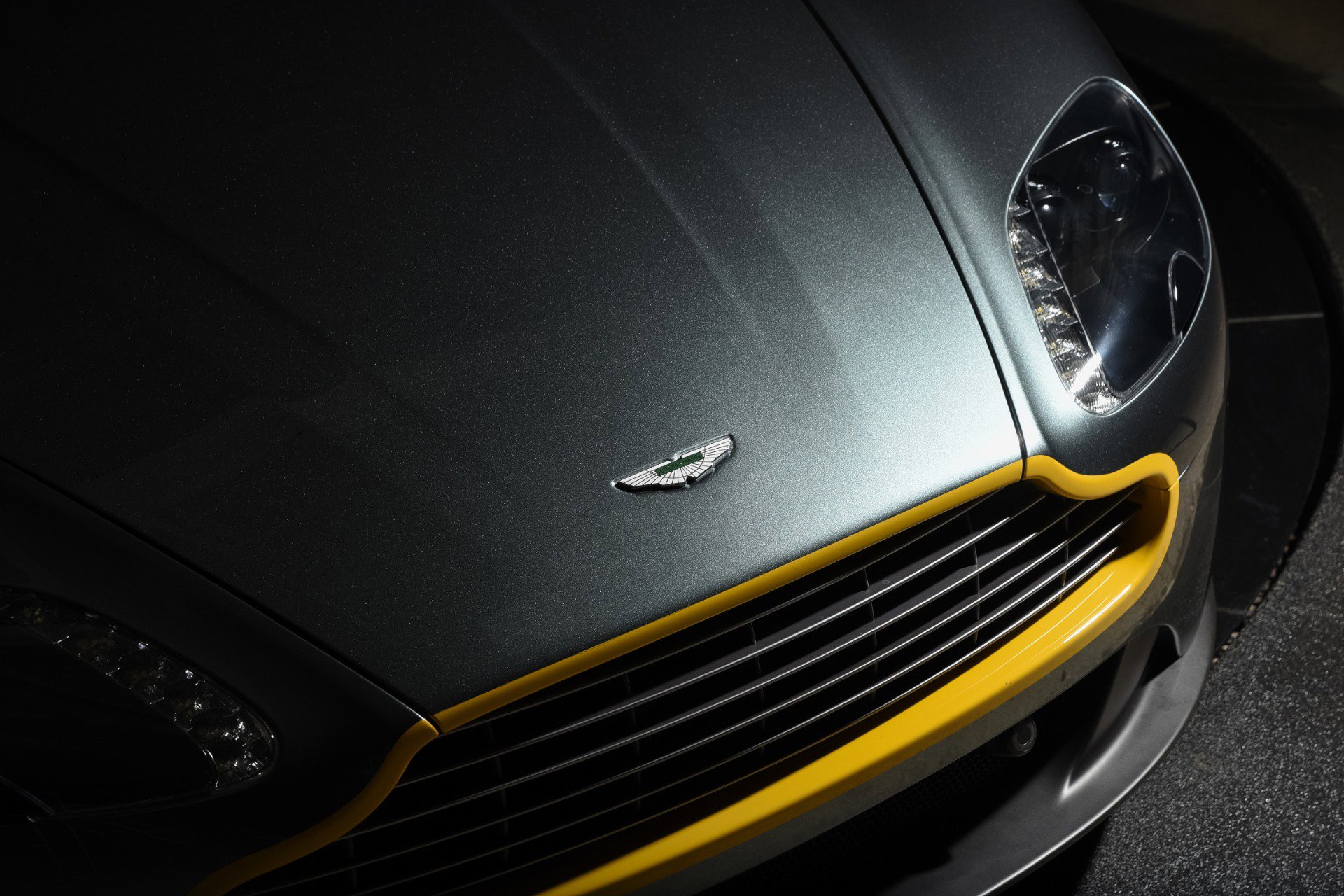 Used 2016 Aston Martin V8 Vantage GT RWD image 17