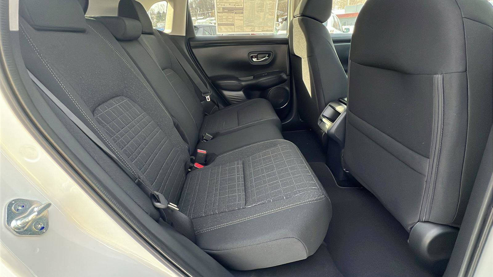 New 2026 Honda HR-V LX image 15