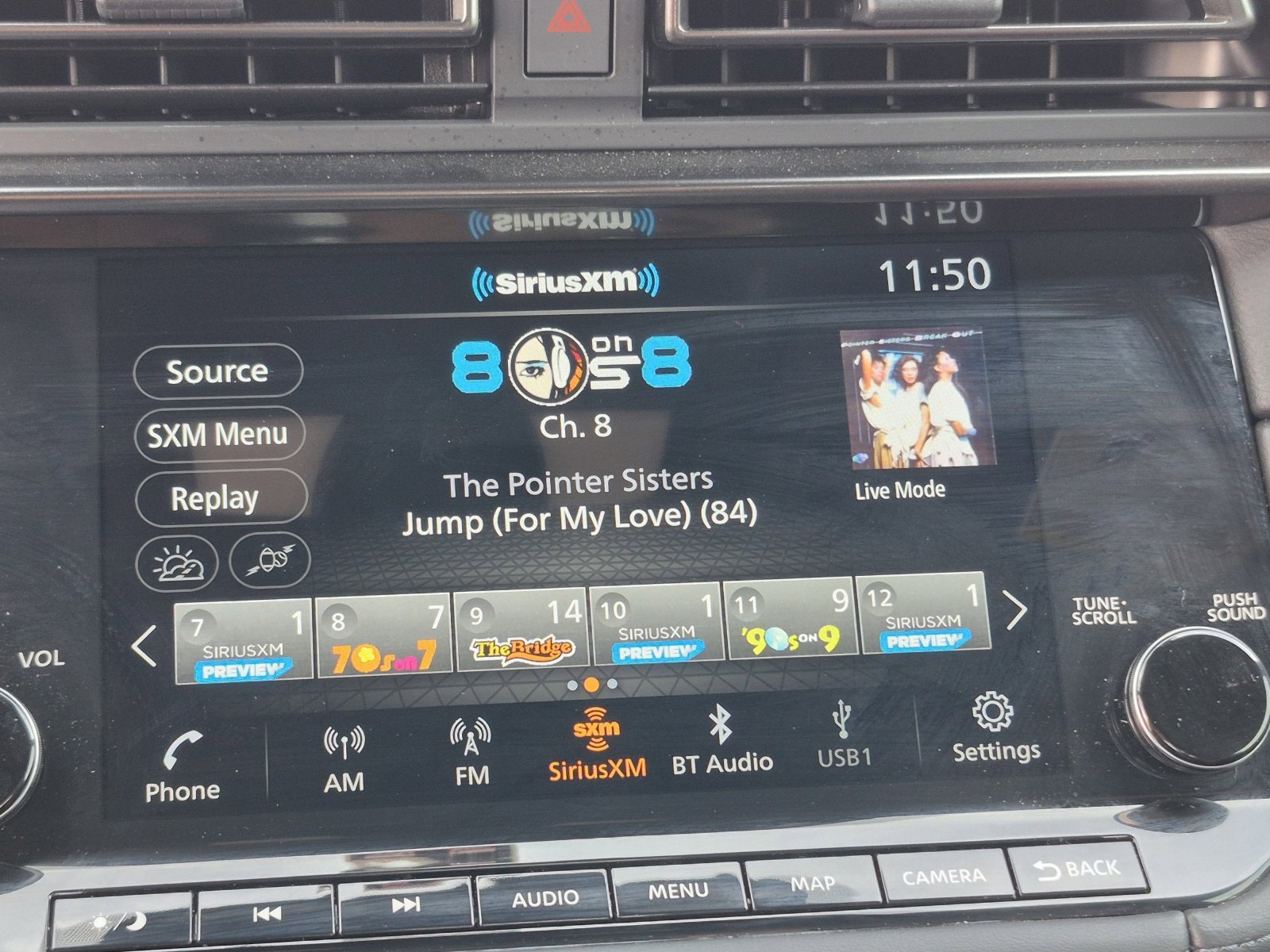 Used 2024 Nissan Z NISMO w/ Floor Mat Package image 28