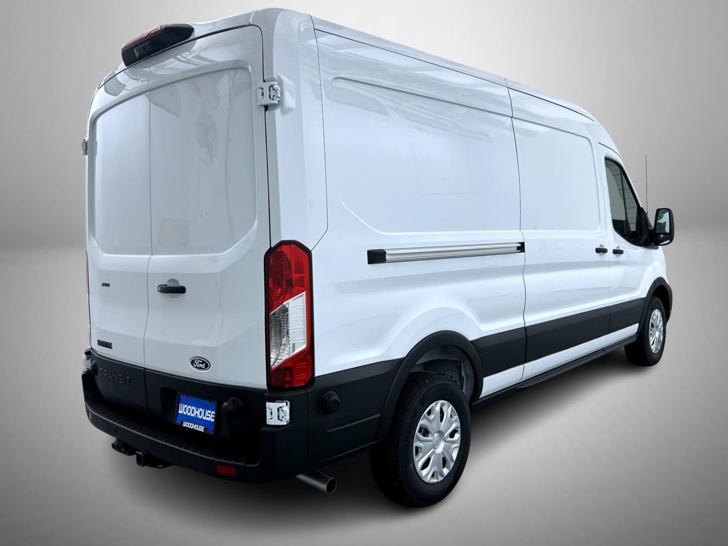 New 2027 Ford Transit 250 148 Medium Roof w/ Load Area Protection Package RWD image 5
