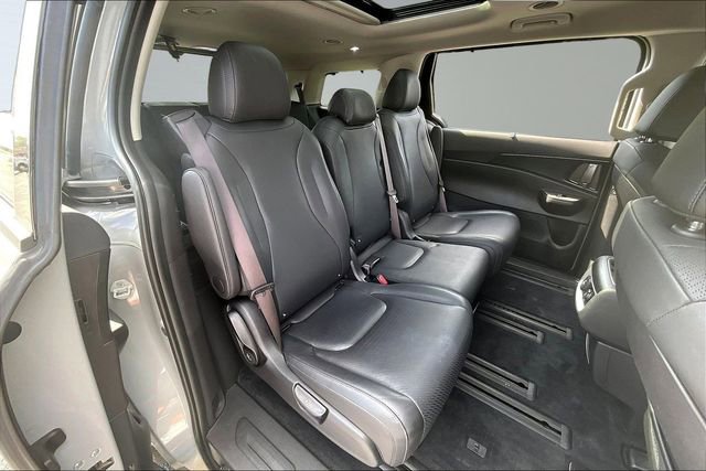 Certified 2025 Kia Carnival SX Prestige image 25