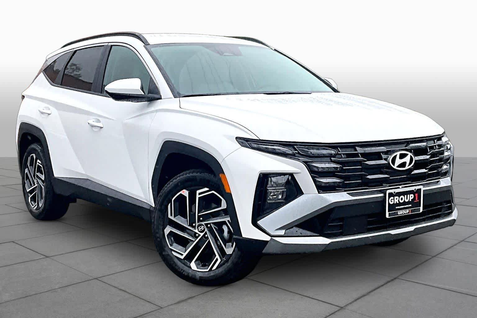 New 2026 Hyundai Tucson SEL Plus AWD/4WD image 2