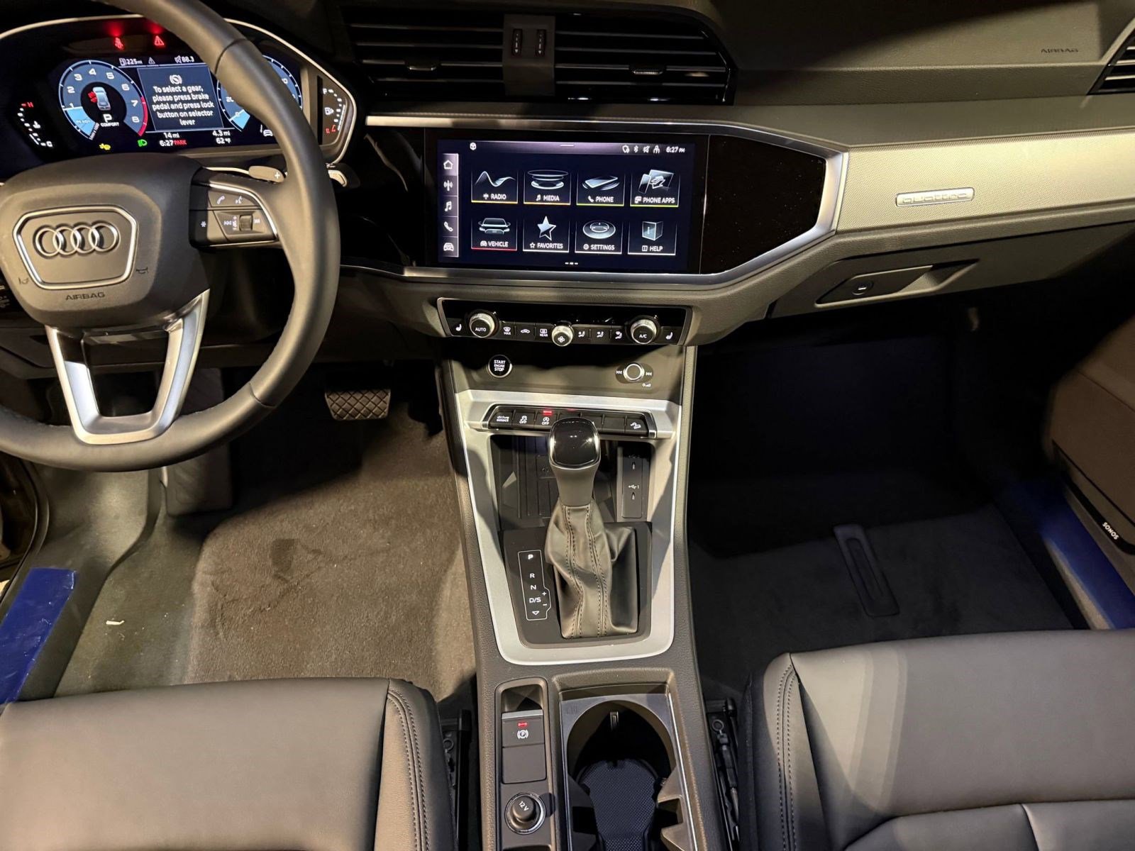 New 2025 Audi Q3 2.0T Premium image 25