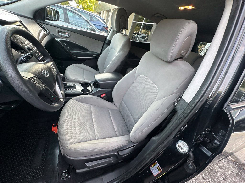 Used 2017 Hyundai Santa Fe Sport FWD image 10