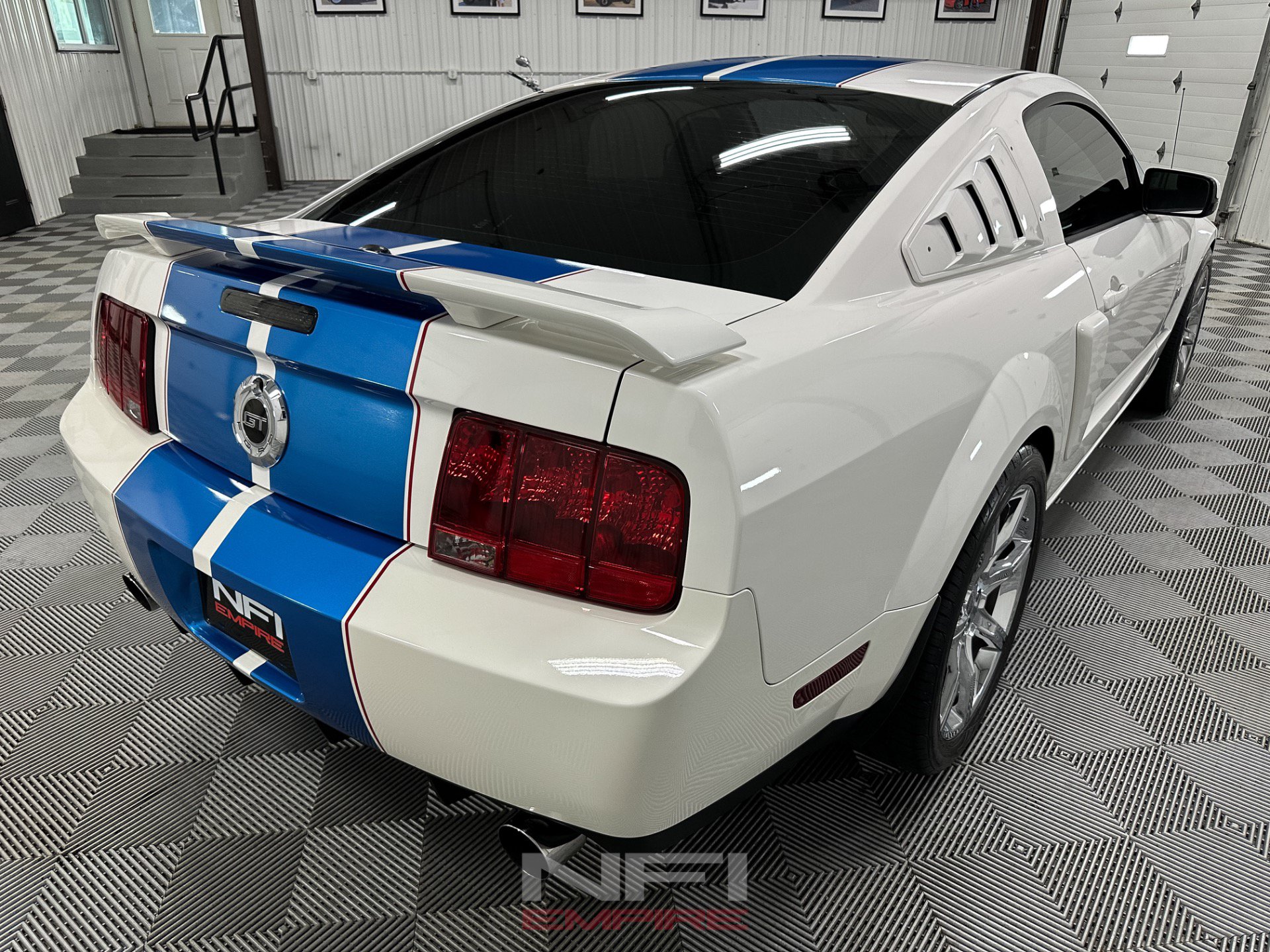 Used 2007 Ford Mustang GT RWD image 8