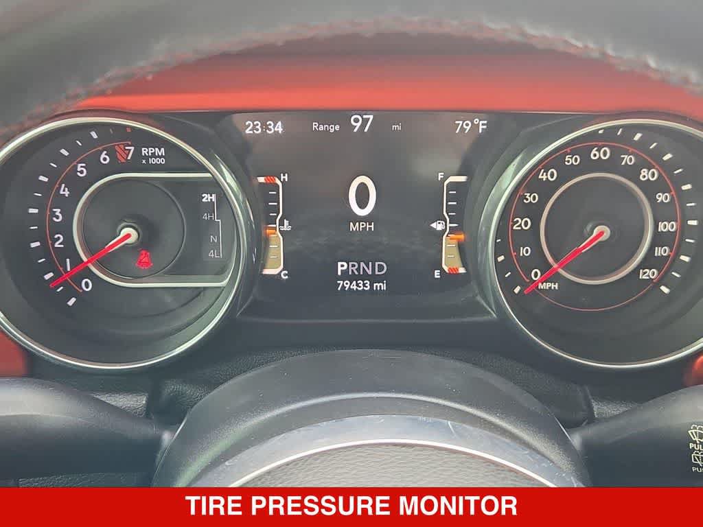 Used 2018 Jeep Wrangler Unlimited Rubicon AWD/4WD image 30