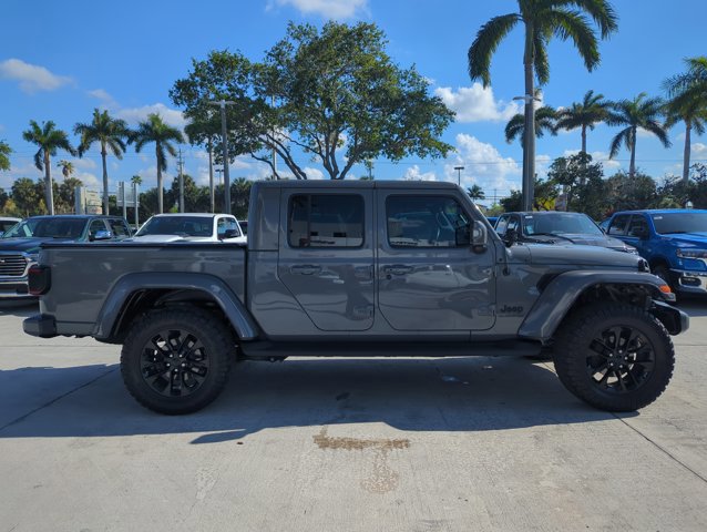 Used 2022 Jeep Gladiator Overland AWD/4WD video 4