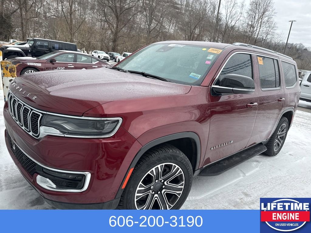 Used 2024 Jeep Wagoneer 4WD w/ Premium Group I image 2