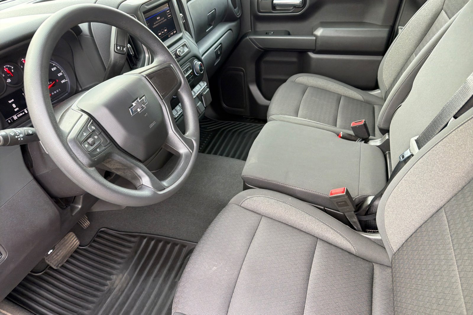Used 2024 Chevrolet Silverado 1500 Custom Trail Boss w/ LPO, Dark Essentials Package AWD/4WD image 7
