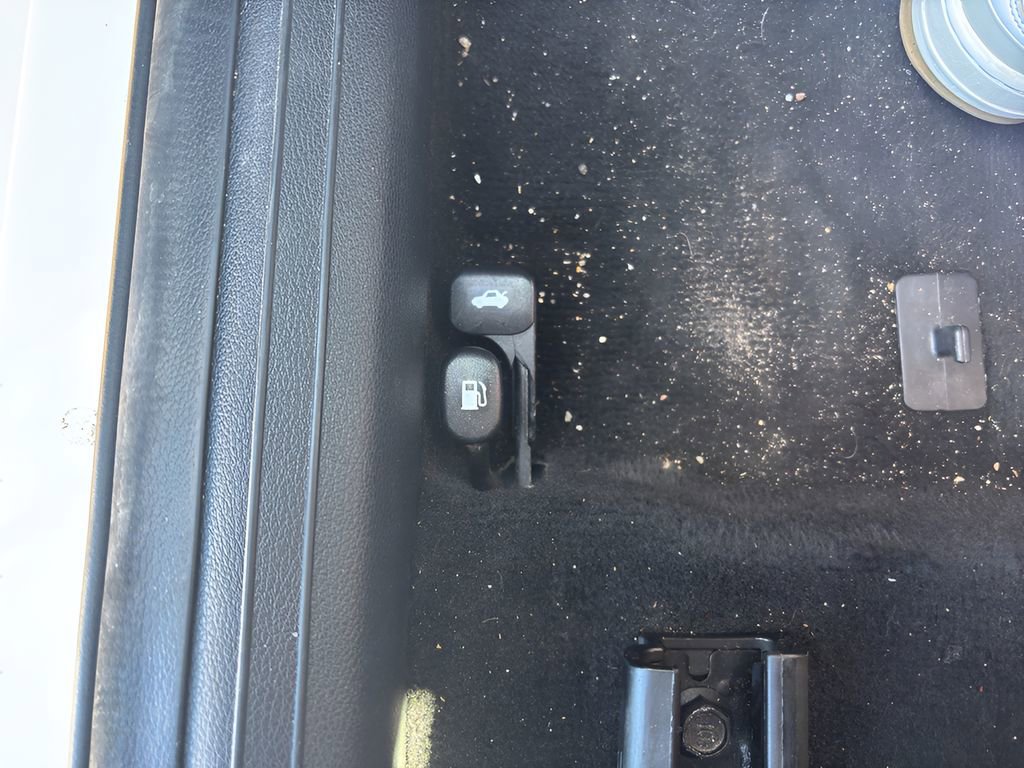 Used 2023 Kia Forte LXS image 27