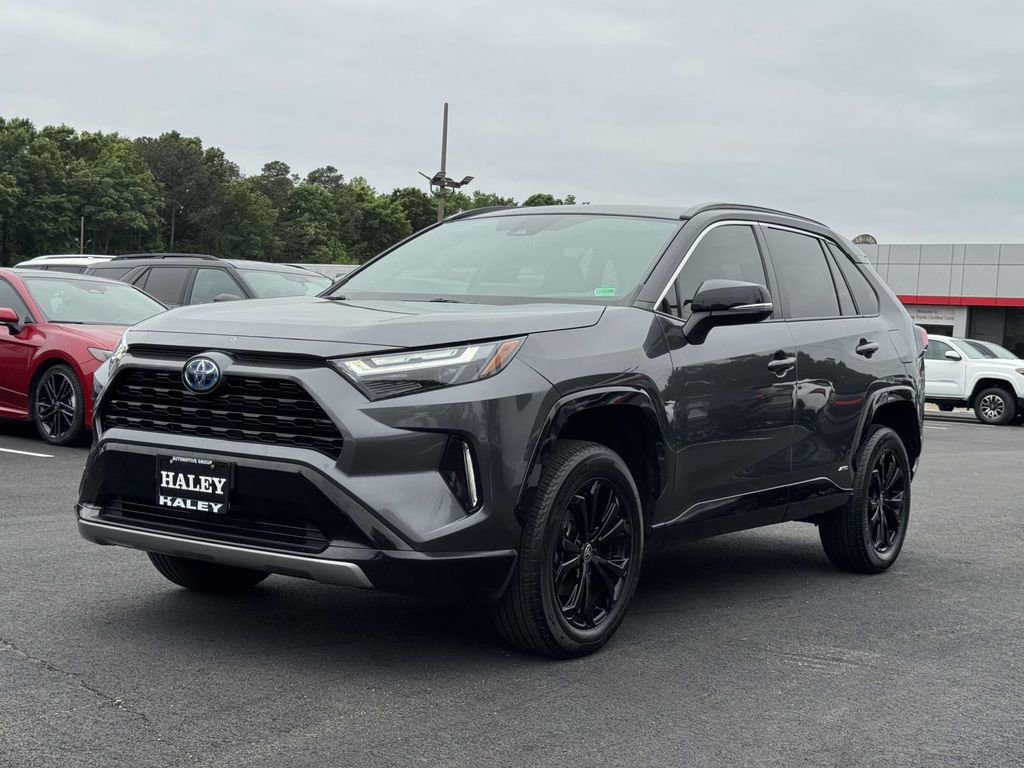 Used 2023 Toyota RAV4 XSE AWD/4WD image 24