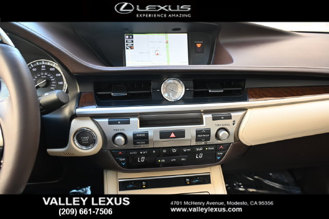 Used 2018 Lexus ES 350 w/ Navigation System Package FWD image 7