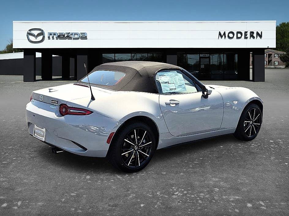 New 2026 MAZDA MX-5 Miata Grand Touring RWD image 5