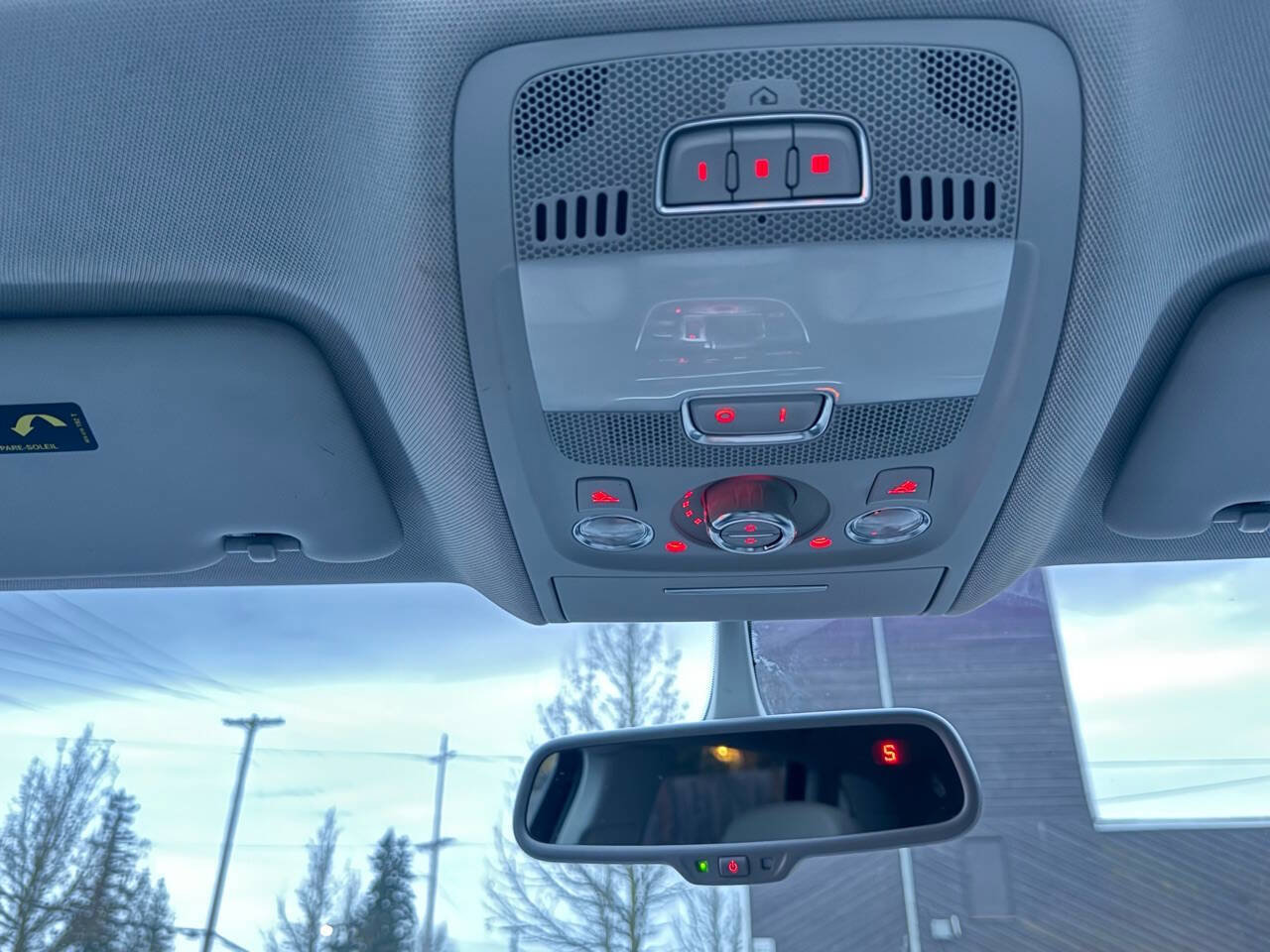 Used 2017 Audi Q5 2.0T Premium Plus w/ Technology Package image 12