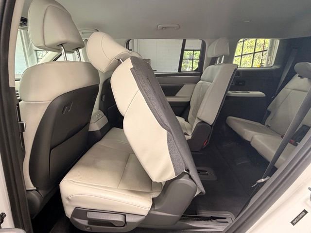 Used 2025 Hyundai Santa Fe SEL AWD/4WD image 20