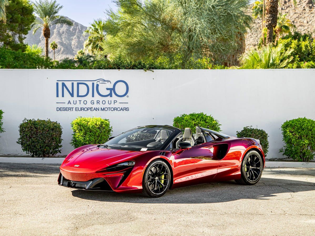 New 2025 McLaren Artura Spider image 1