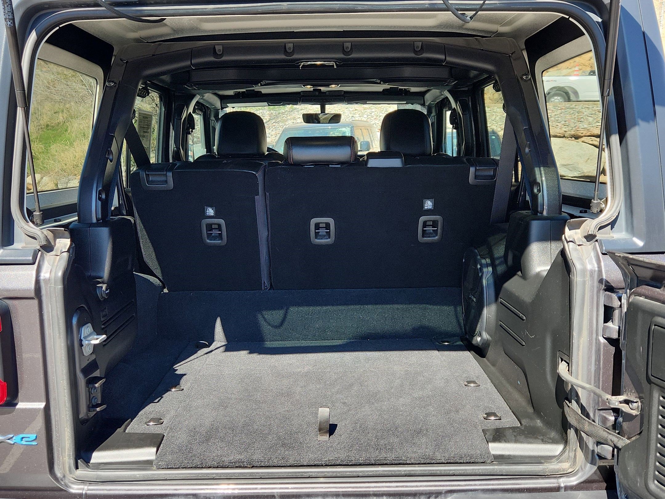 Used 2021 Jeep Wrangler Unlimited Rubicon 4xe w/ Cold Weather Group image 31