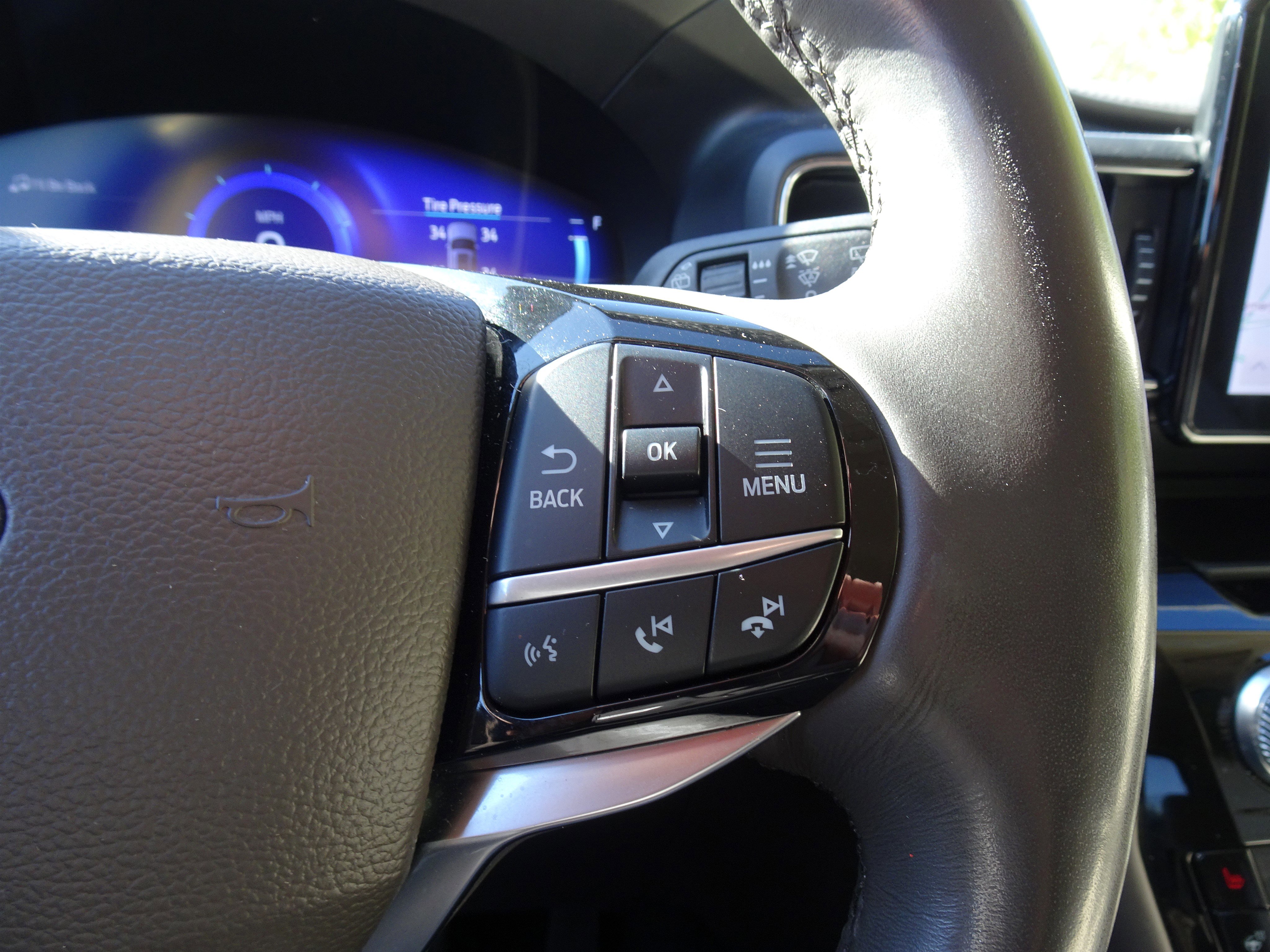 Used 2023 Ford Explorer Platinum w/ Equipment Group 601A image 31