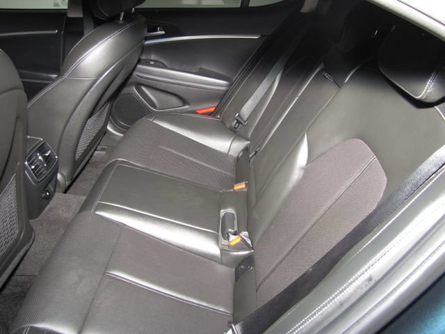 Used 2023 Genesis G70 2.0T RWD image 12