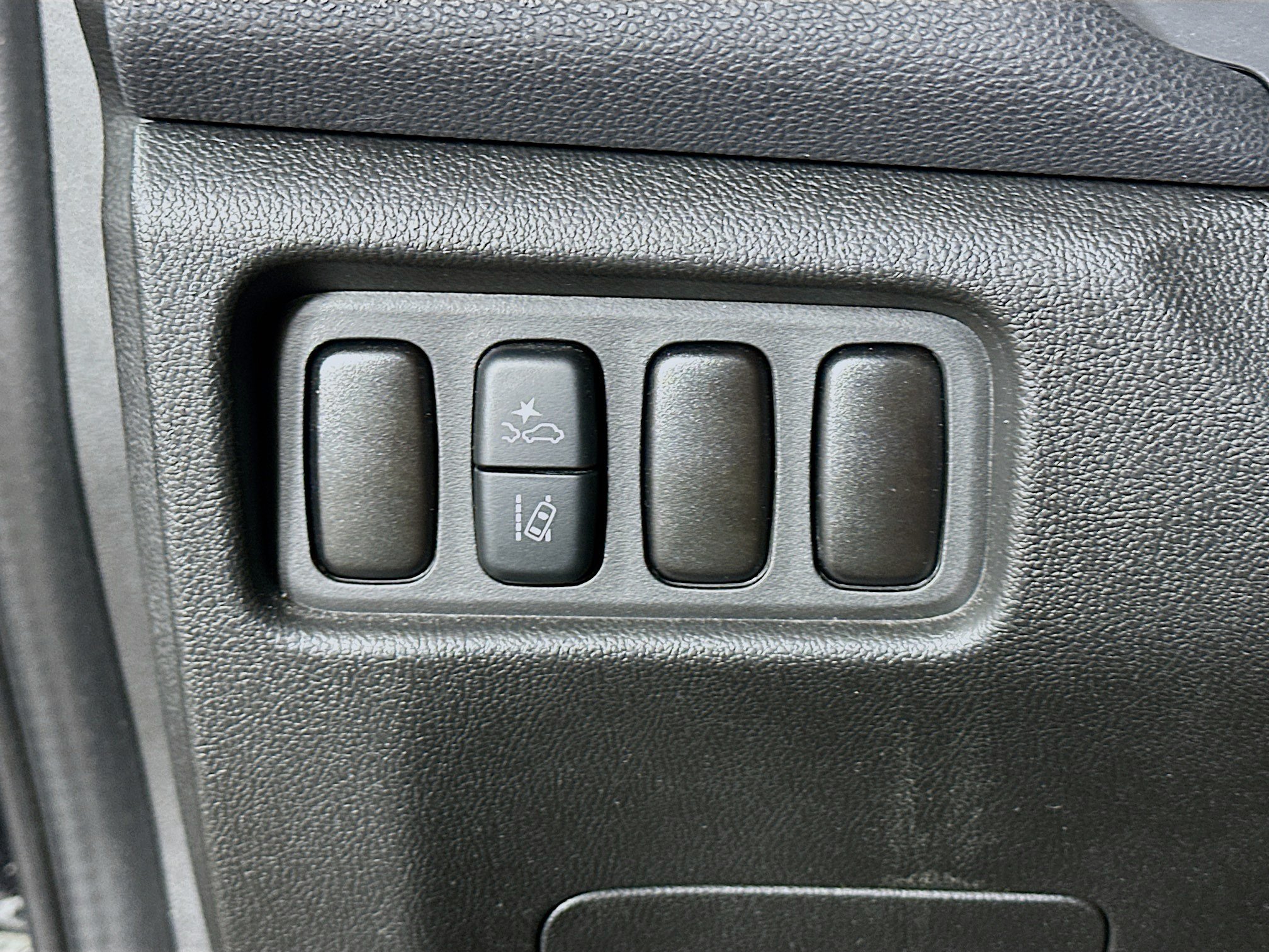 Used 2025 Mitsubishi Outlander Sport LE AWD/4WD image 17