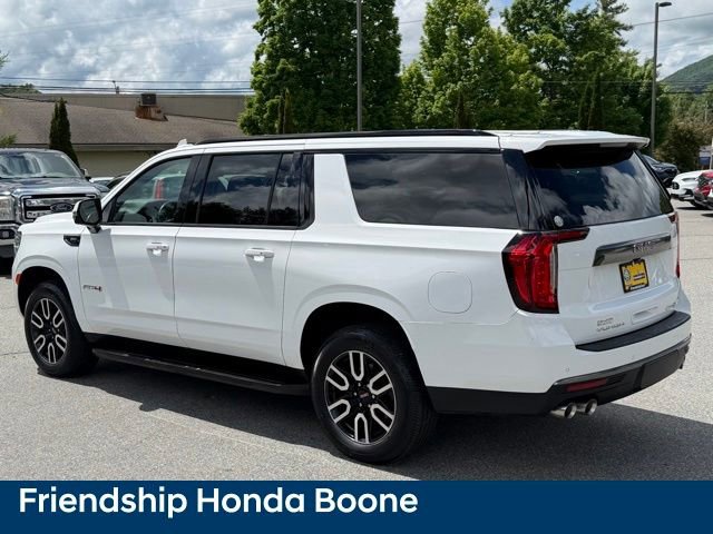 Used 2022 GMC Yukon XL AT4 w/ Technology Package AWD/4WD image 7