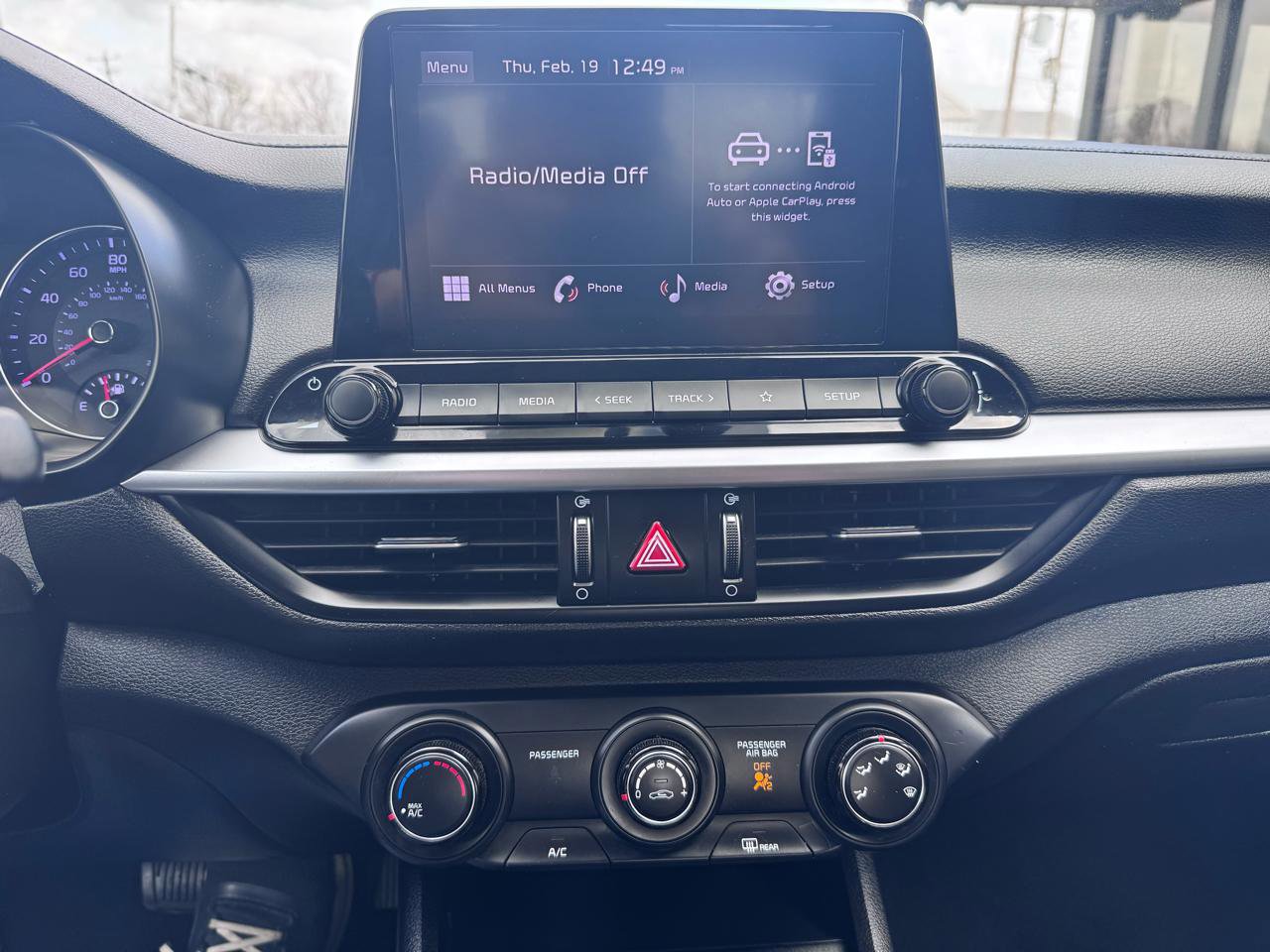 Used 2023 Kia Forte LX image 19