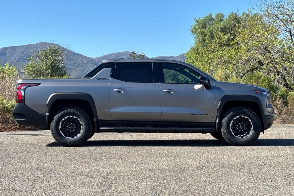New 2026 Chevrolet Silverado EV Trail Boss AWD/4WD image 3