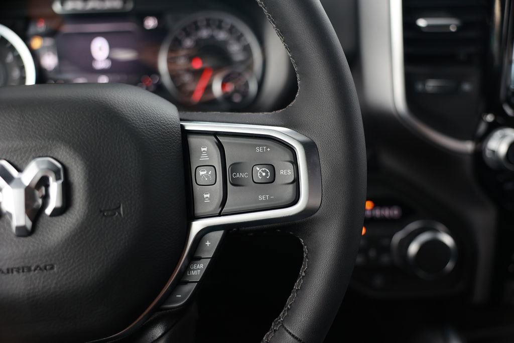 New 2026 RAM 1500 4x4 Crew Cab image 19
