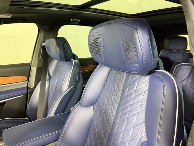 New 2026 Cadillac Vistiq Premium Luxury image 14