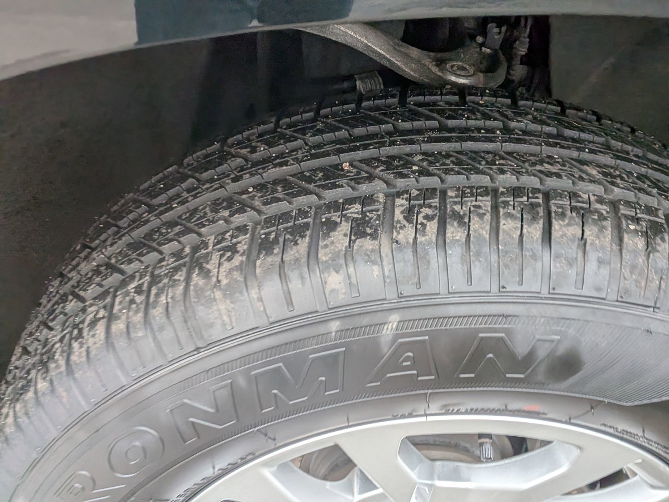 Used 2024 Chevrolet Tahoe LT AWD/4WD image 13