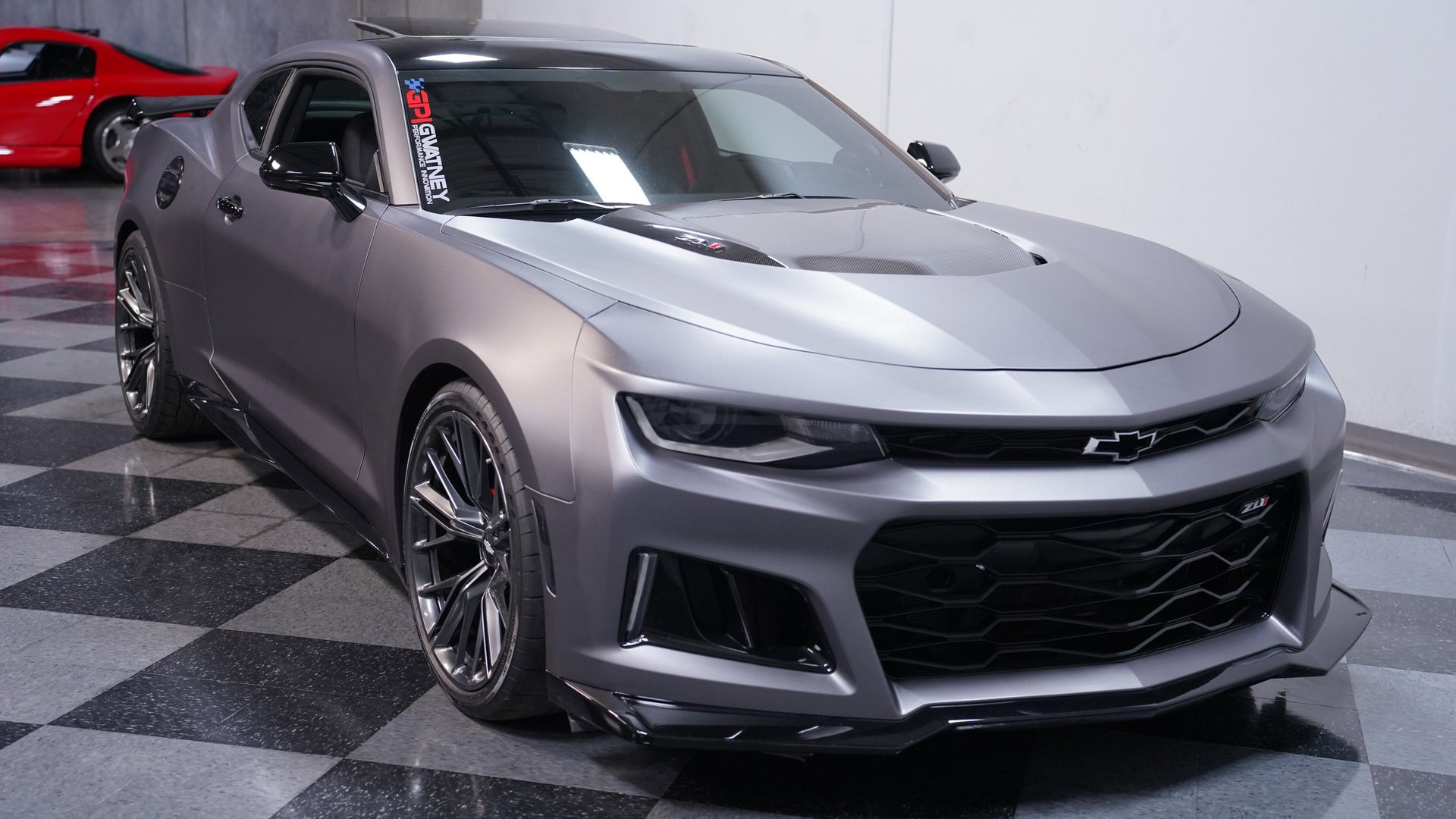 Used 2018 Chevrolet Camaro ZL1 RWD image 15