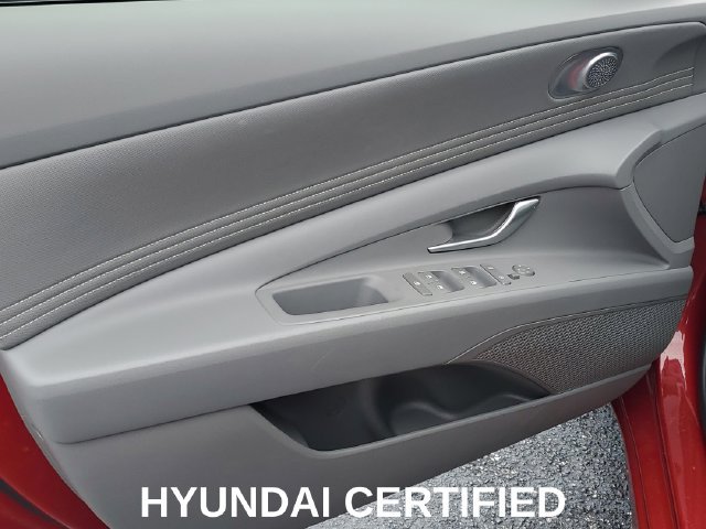 Used 2025 Hyundai Elantra SEL FWD image 9