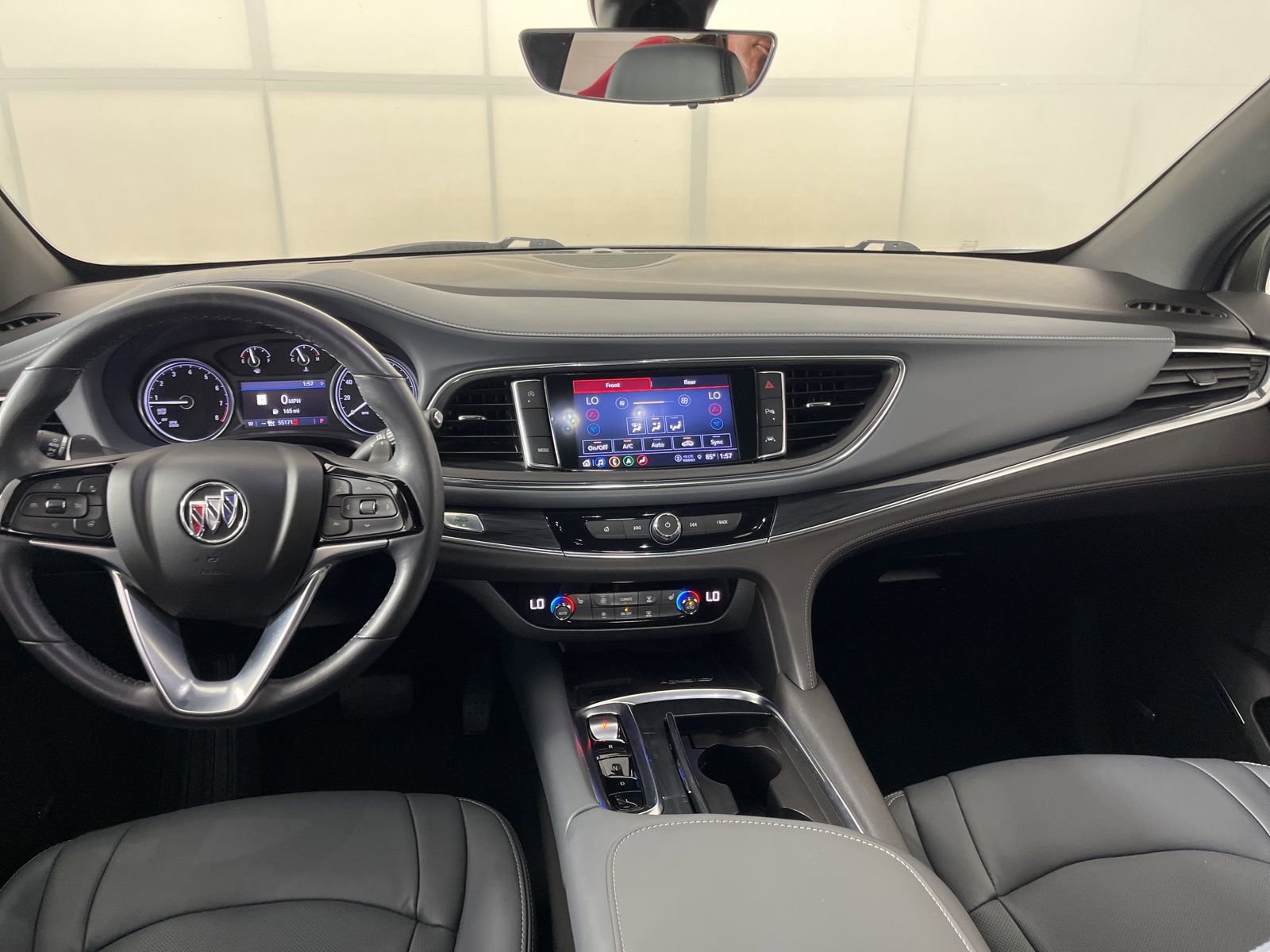 Used 2022 Buick Enclave Essence w/ Sport Touring Edition FWD image 9