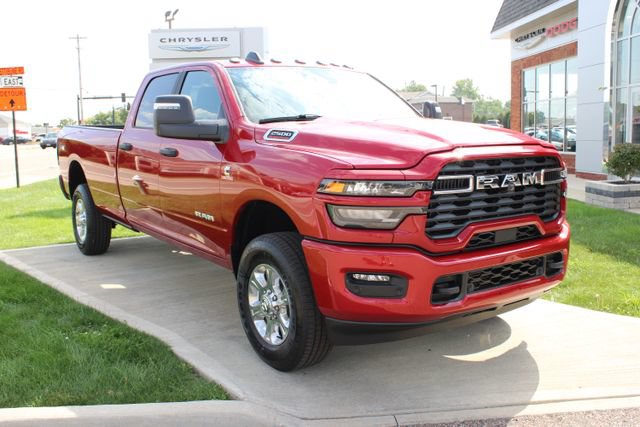 New 2027 RAM 2500 Big Horn AWD/4WD image 4