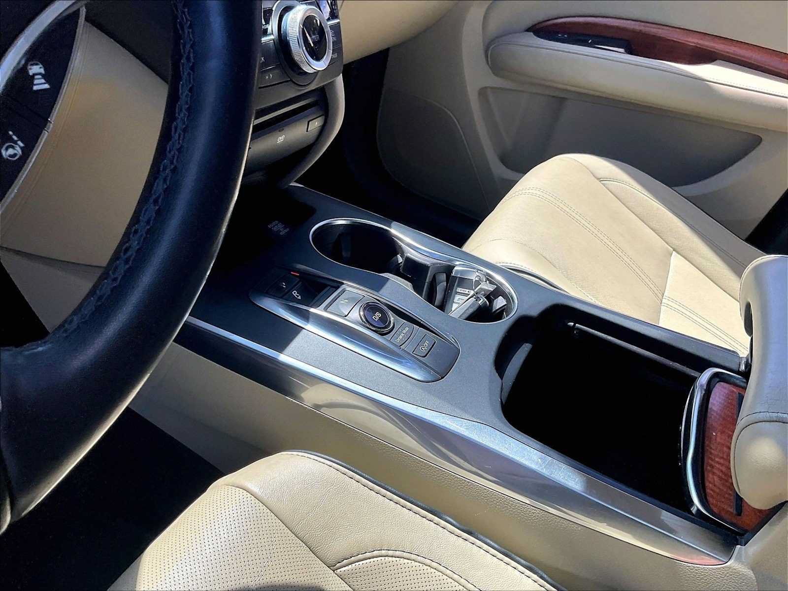 Used 2017 Acura MDX SH-AWD image 18