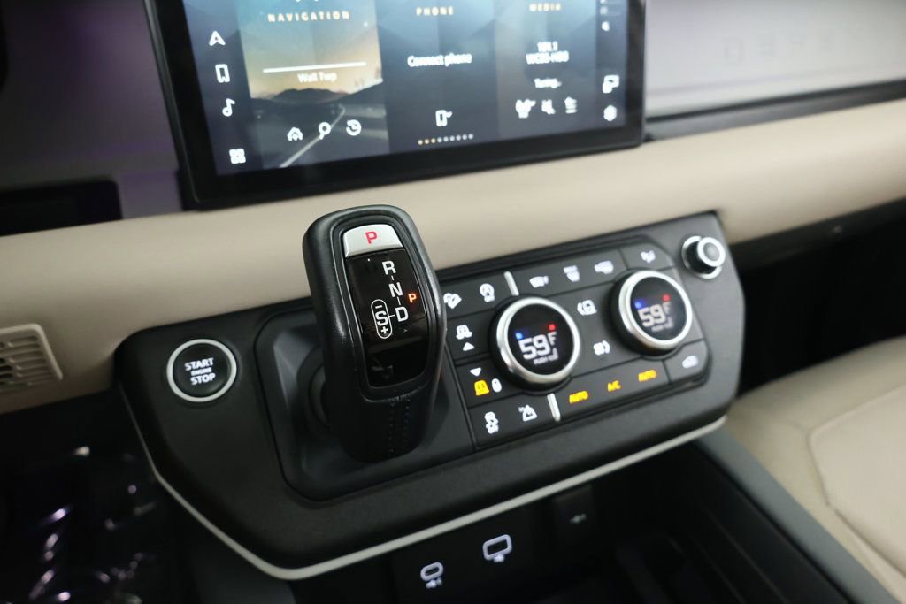 Used 2020 Land Rover Defender 110 S image 16