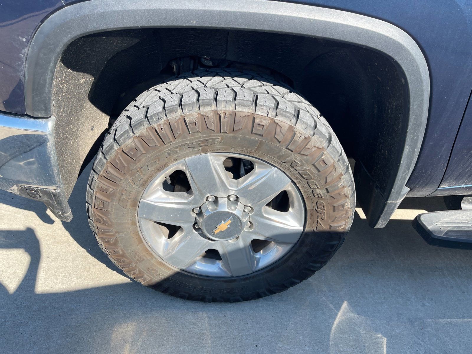 Used 2021 Chevrolet Silverado 2500 LTZ w/ LTZ Convenience Package image 7