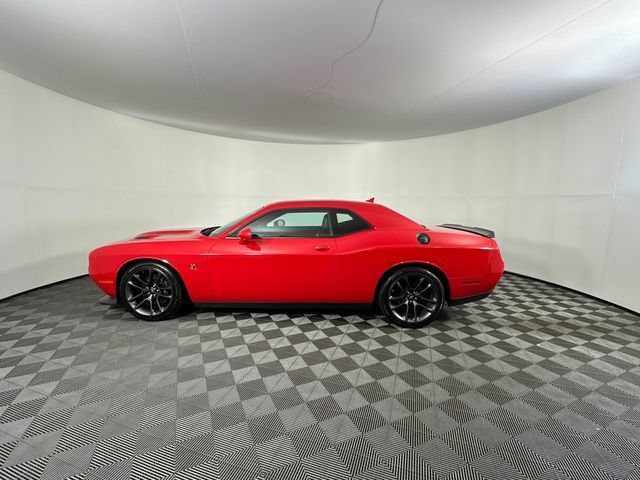 Used 2022 Dodge Challenger R/T Scat Pack w/ Plus Package RWD image 10