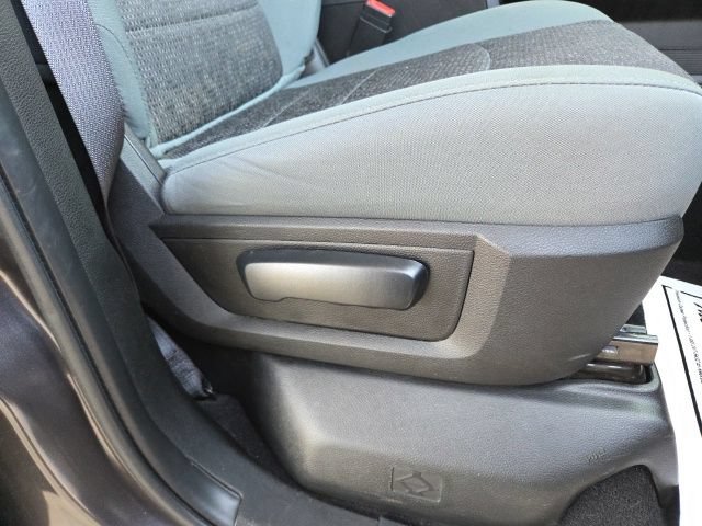 Used 2020 RAM 1500 Warlock AWD/4WD image 53
