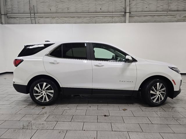 Used 2022 Chevrolet Equinox LT image 17