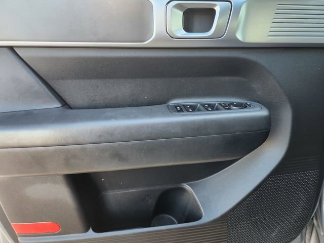 Used 2025 Hyundai Santa Fe SE FWD image 21