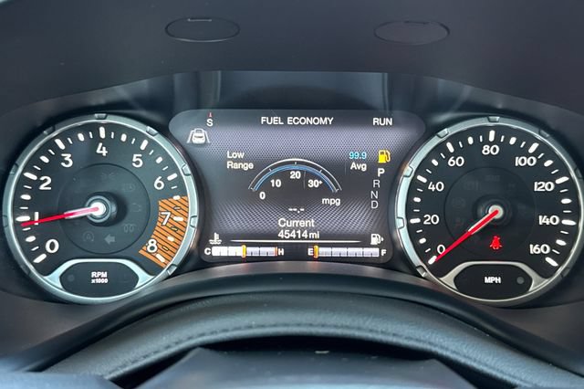 Used 2023 Jeep Renegade Latitude AWD/4WD image 41