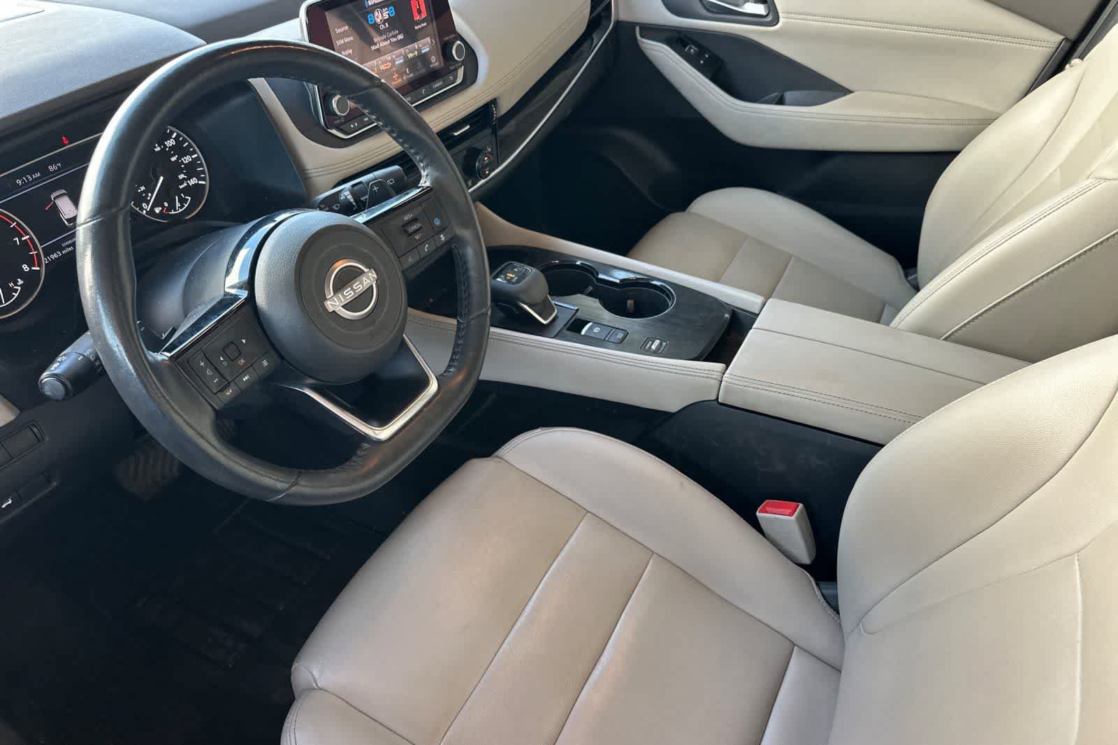 Used 2023 Nissan Rogue SL FWD image 14