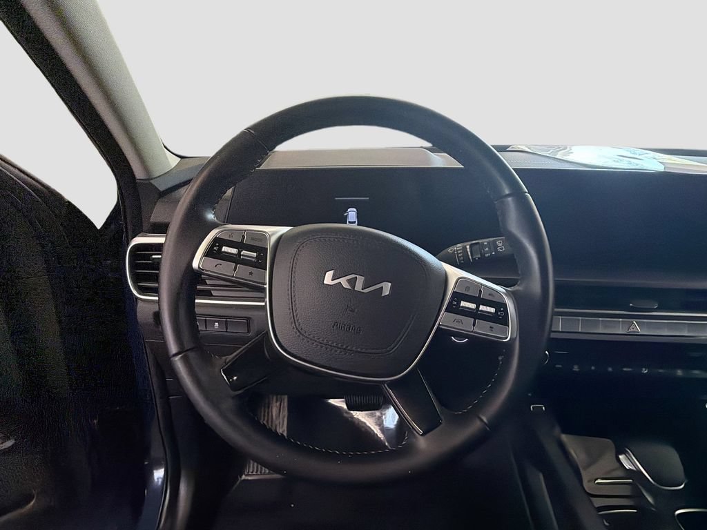 Used 2023 Kia Telluride S w/ S Sunroof Package FWD image 13