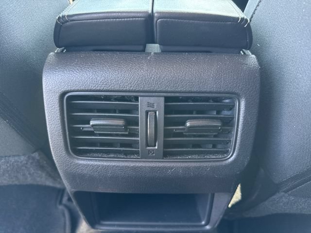 Used 2024 Nissan Rogue S AWD/4WD image 22