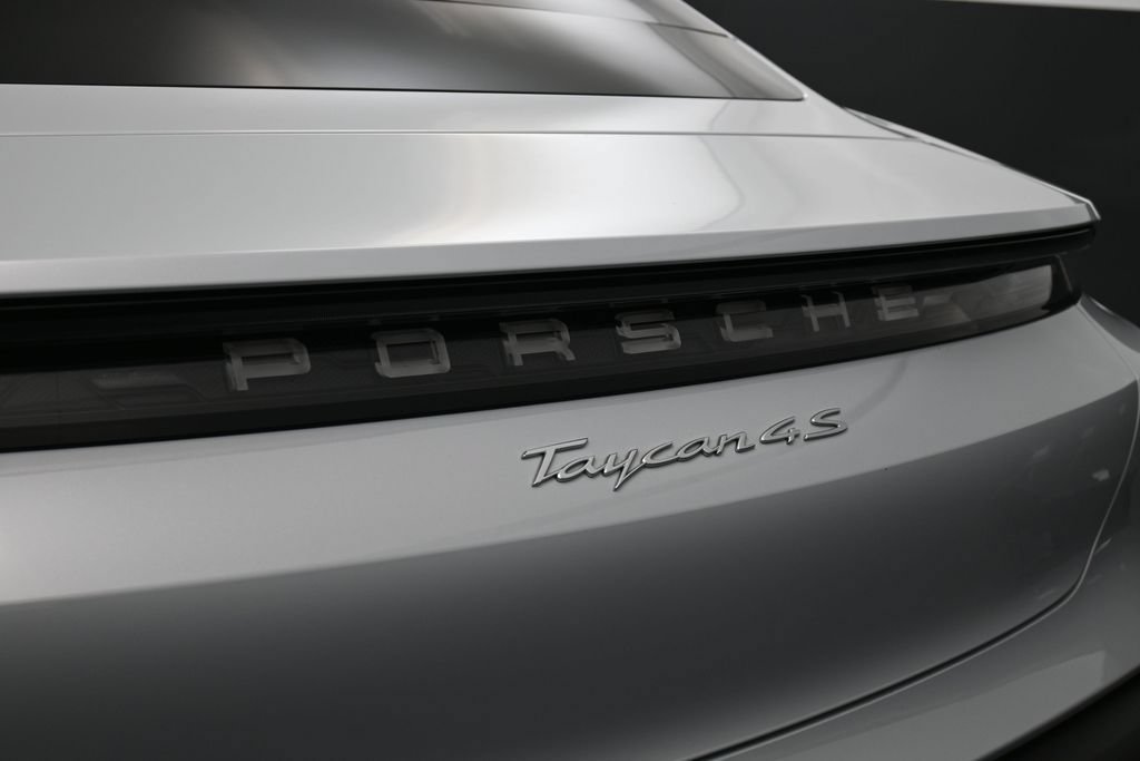 Certified 2024 Porsche Taycan 4S AWD/4WD image 15