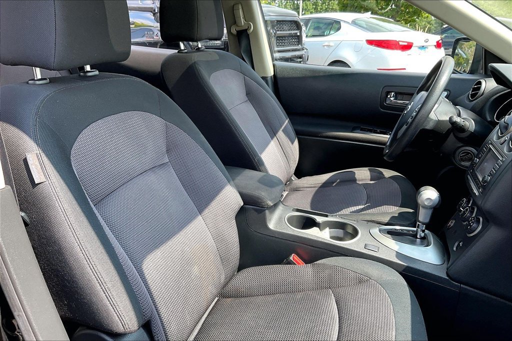 Used 2013 Nissan Rogue SV w/ Premium Pkg AWD/4WD image 7