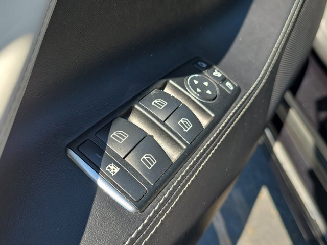 Used 2018 Tesla Model S 100D AWD/4WD image 8