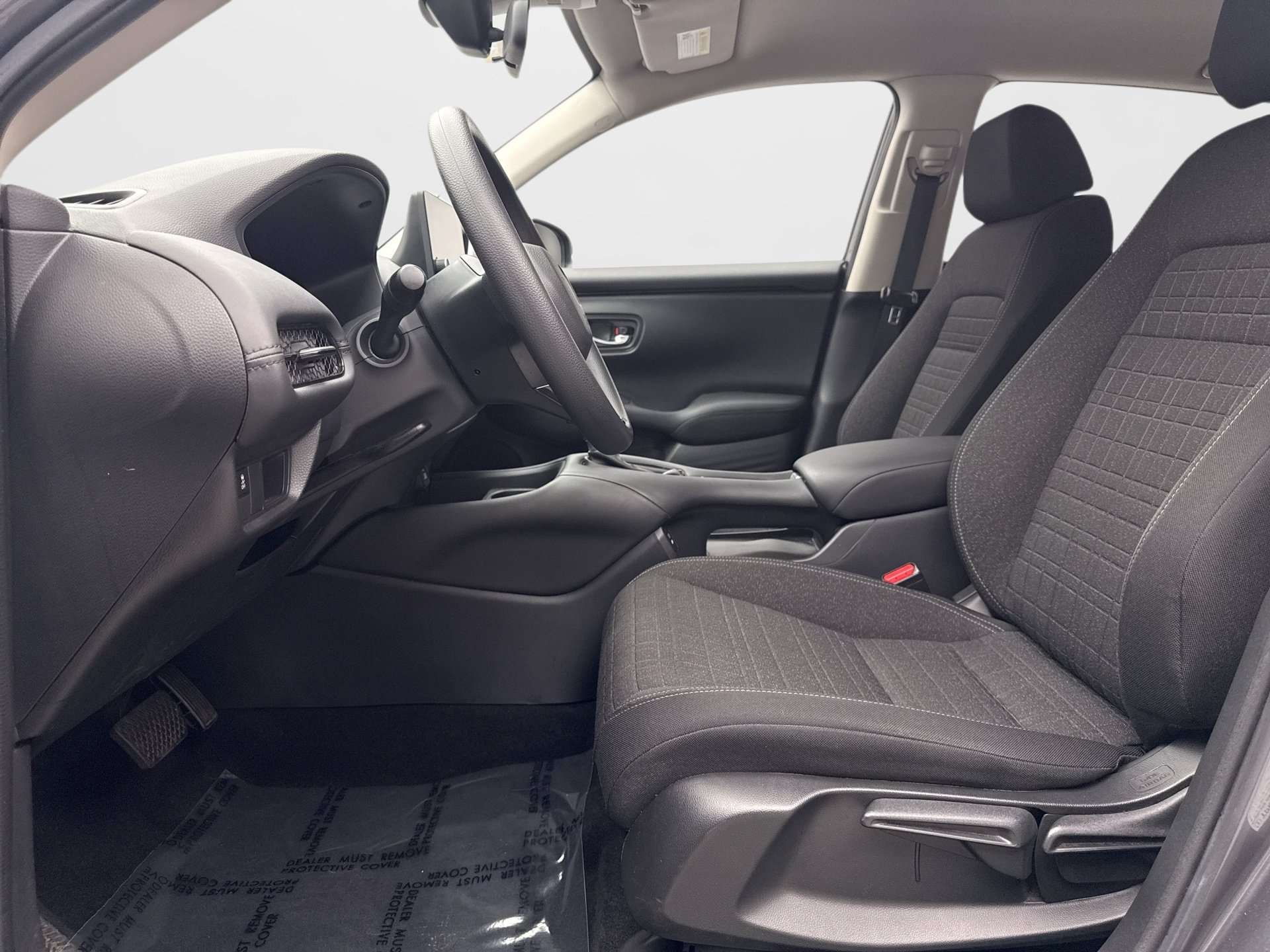 Used 2024 Honda HR-V LX image 11