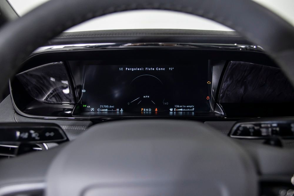 Used 2021 Lincoln Navigator Reserve AWD/4WD image 32